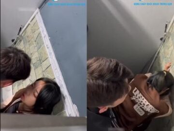 Cặp đôi học sinh lớp 10 bị quay lén khi địt nhau trong toilet quán nhậu